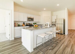 1524 Morris Lp in San Marcos, TX - Building Photo - Building Photo