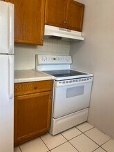 147 Riberia St in St. Augustine, FL - Building Photo - Building Photo