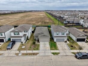 10647 Cashew Run Ln in Houston, TX - Building Photo - Building Photo