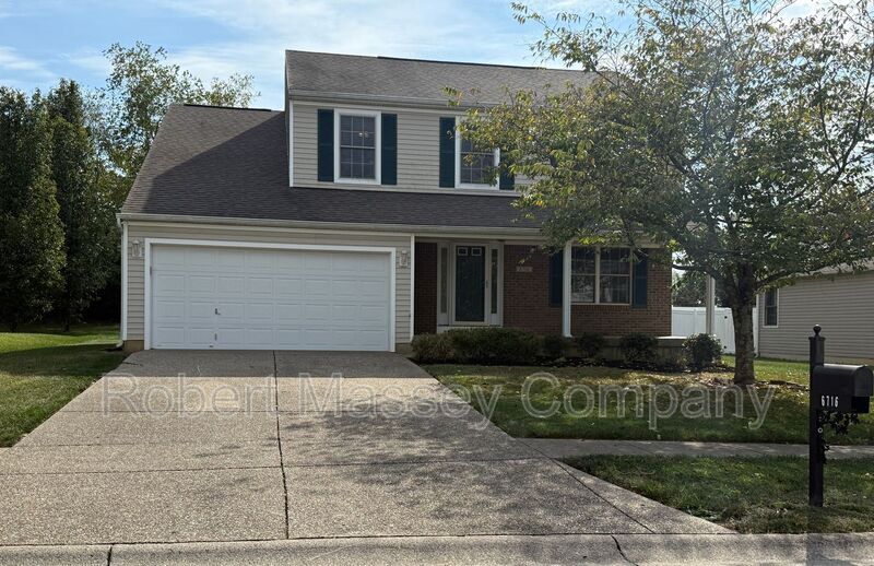 6716 Bluffview Cir in Louisville, KY - Foto de edificio
