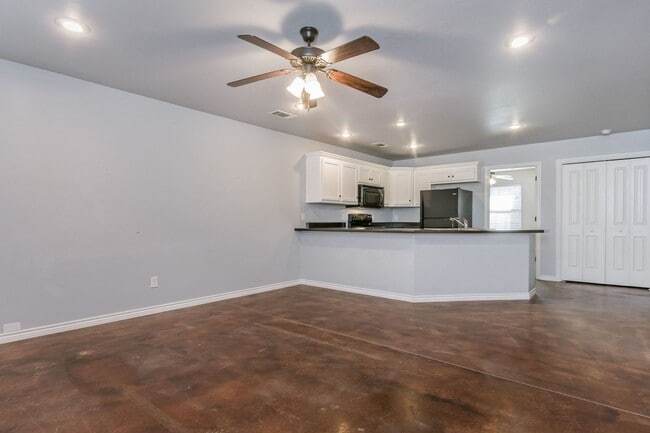611 28th St in Canyon, TX - Building Photo - Building Photo
