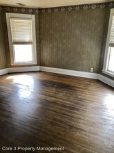 307 N Clinton St in Bloomington, IL - Building Photo - Building Photo