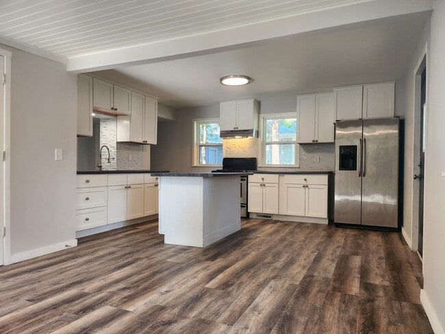 property at 1714 Rowland Ave