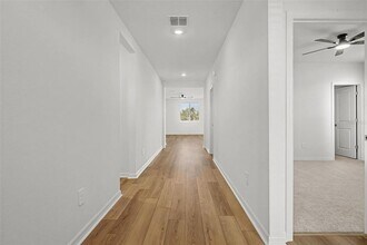 7612 Satterfield Ter in Parrish, FL - Building Photo - Building Photo