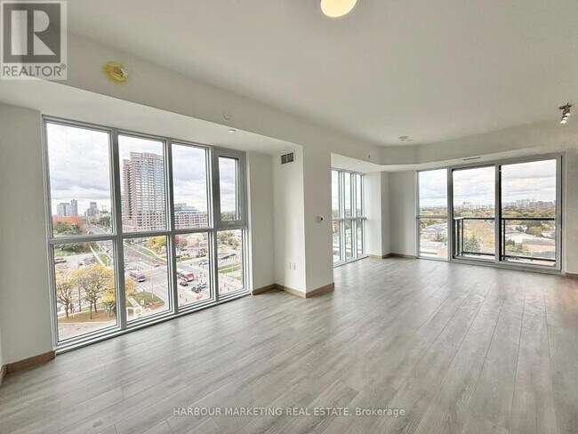 3421 Sheppard Ave E in Toronto, ON - Building Photo - Building Photo