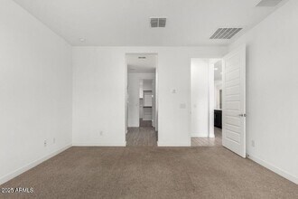 19237 W Hazelwood St in Litchfield Park, AZ - Building Photo - Building Photo