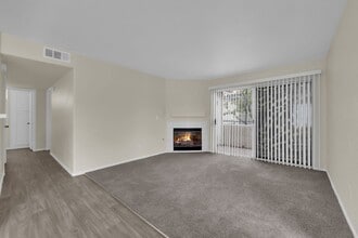 3182 Tarpon Dr in Las Vegas, NV - Building Photo - Building Photo