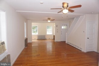 18 Oakland St in Princeton, NJ - Building Photo - Building Photo