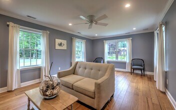 29 Muirfield Dr in Orange, CT - Foto de edificio - Building Photo