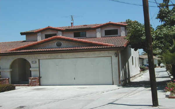 12444 Grevillea in Hawthorne, CA - Building Photo - Building Photo