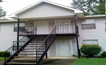 Gardendale Terrace in Gardendale, AL - Building Photo - Building Photo