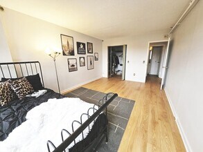 1731 Beacon St in Brookline, MA - Building Photo - Building Photo