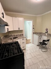 426 Willow Ave in Roselle Park, NJ - Building Photo - Building Photo