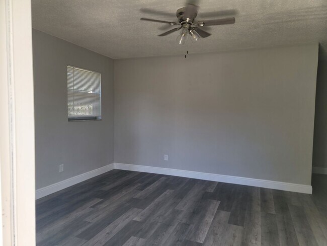 801 SW 29th St in Fort Lauderdale, FL - Building Photo - Building Photo