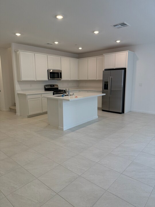 1545 Layla St in Henderson, NV - Building Photo