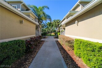 3435 Laurelgreens Ln S in Naples, FL - Building Photo - Building Photo