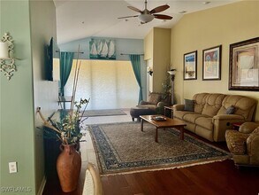 1405 Tiffany Ln in Naples, FL - Foto de edificio - Building Photo