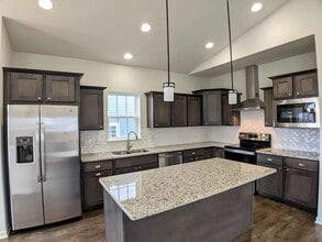 2902 Turnip Wy in Fitchburg, WI - Building Photo - Building Photo