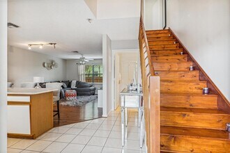 324 W Pine St, Unit 6302.5 in Lantana, FL - Building Photo - Building Photo