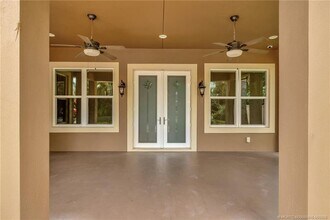 311 SE Cardinal Way in Stuart, FL - Building Photo - Building Photo