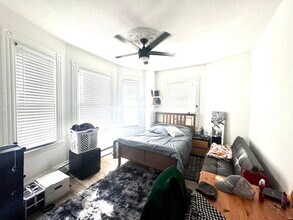 1510 Tremont St, Unit 3 in Boston, MA - Foto de edificio - Building Photo