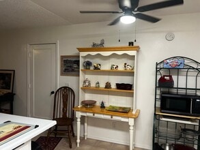 3 S County Center Dr in Visalia, CA - Building Photo - Building Photo