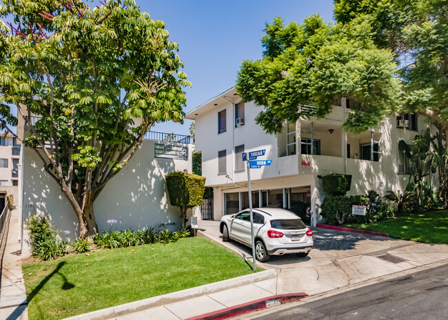 1151 Horn Ave in West Hollywood, CA - Foto de edificio - Building Photo