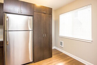 The Woods in Portland, OR - Building Photo - Interior Photo