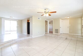 5626 Moog Rd in Holiday, FL - Building Photo - Building Photo