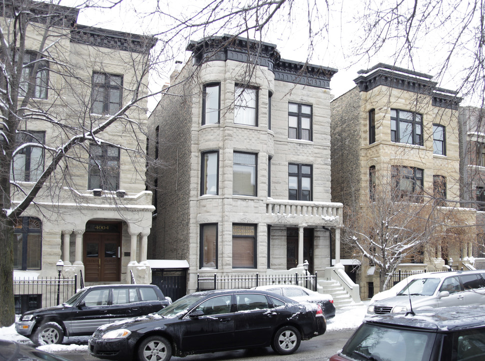 4010 Clarendon Ave in Chicago, IL - Building Photo