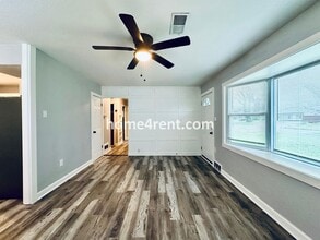 7119 E 111th Terrace in Kansas City, MO - Building Photo - Building Photo