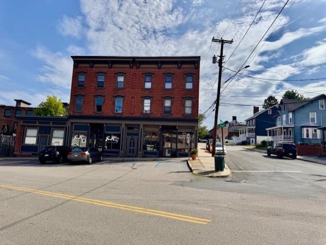 property at 20 E Main St
