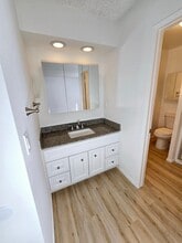 Harmony Court Apartments in Pasadena, CA - Building Photo - Building Photo