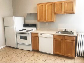 3300 Jefferson Ave in Cincinnati, OH - Building Photo