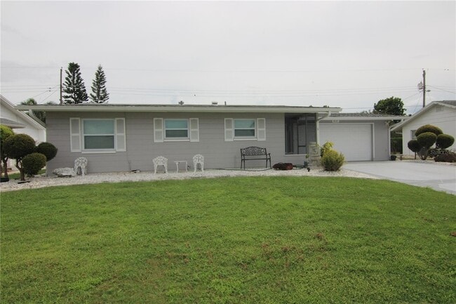 property at 810 Oakmont Ave