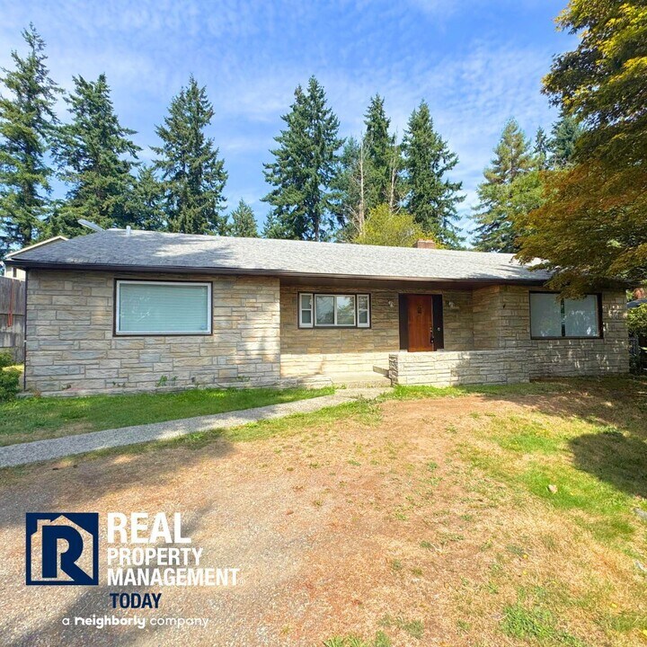 2021 E 72nd St in Tacoma, WA - Building Photo