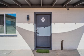 37 E El Parque Dr in Tempe, AZ - Building Photo - Building Photo