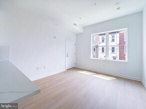 2403-2407 W Thompson St in Philadelphia, PA - Building Photo - Building Photo