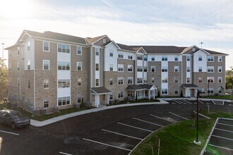 Parkway Lofts in Canton, OH - Foto de edificio - Building Photo