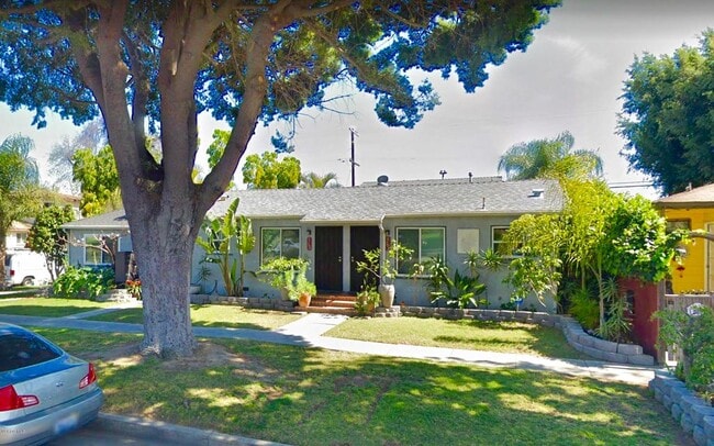 property at 11504 Venice Blvd