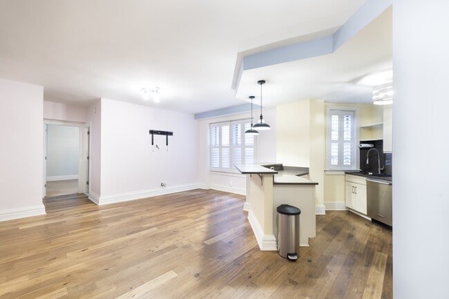 property at 1910 Kalorama Rd NW