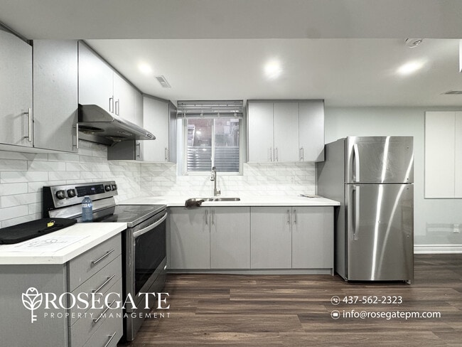 12 Amaranth Crescent in Brampton, ON - Building Photo - Building Photo