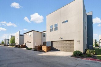 9015 Cattle Baron Path in Austin, TX - Building Photo - Building Photo
