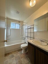 2242 Heather Ln in Arcata, CA - Building Photo - Building Photo