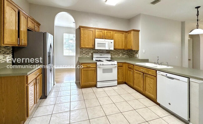 10308 Birdwatch Dr in Tampa, FL - Building Photo - Building Photo