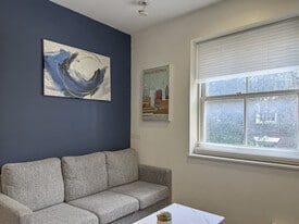 1715 Latimer St in Philadelphia, PA - Building Photo