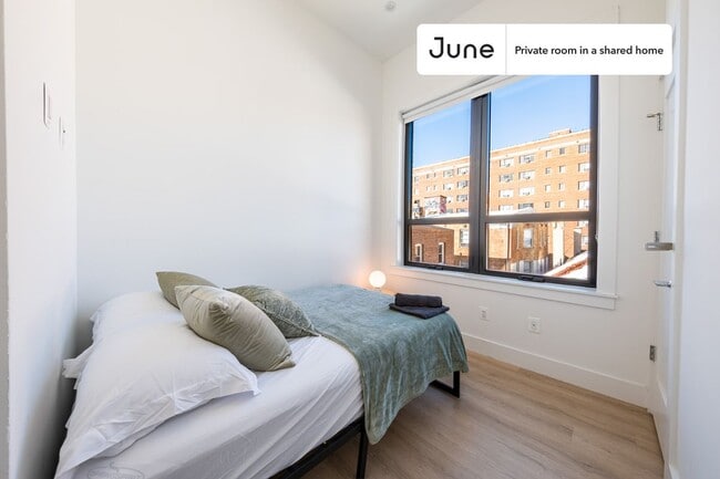 property at 2147 P St NW