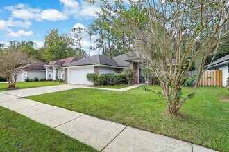 9642 Pritmore Rd E in Jacksonville, FL - Building Photo - Building Photo