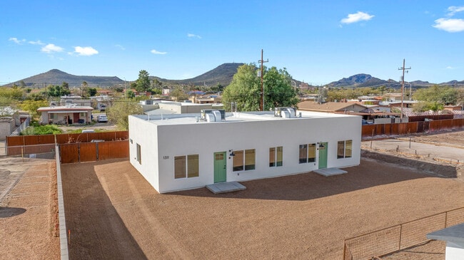 1311 W Speedway Blvd in Tucson, AZ - Building Photo - Building Photo