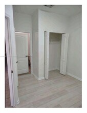 21207 NW 14th Pl in Miami Gardens, FL - Building Photo - Building Photo